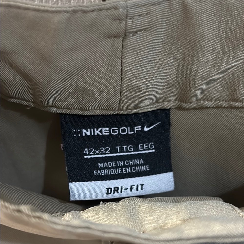 Nike Golf Dri-Fit Khaki 42 x 32 Pants